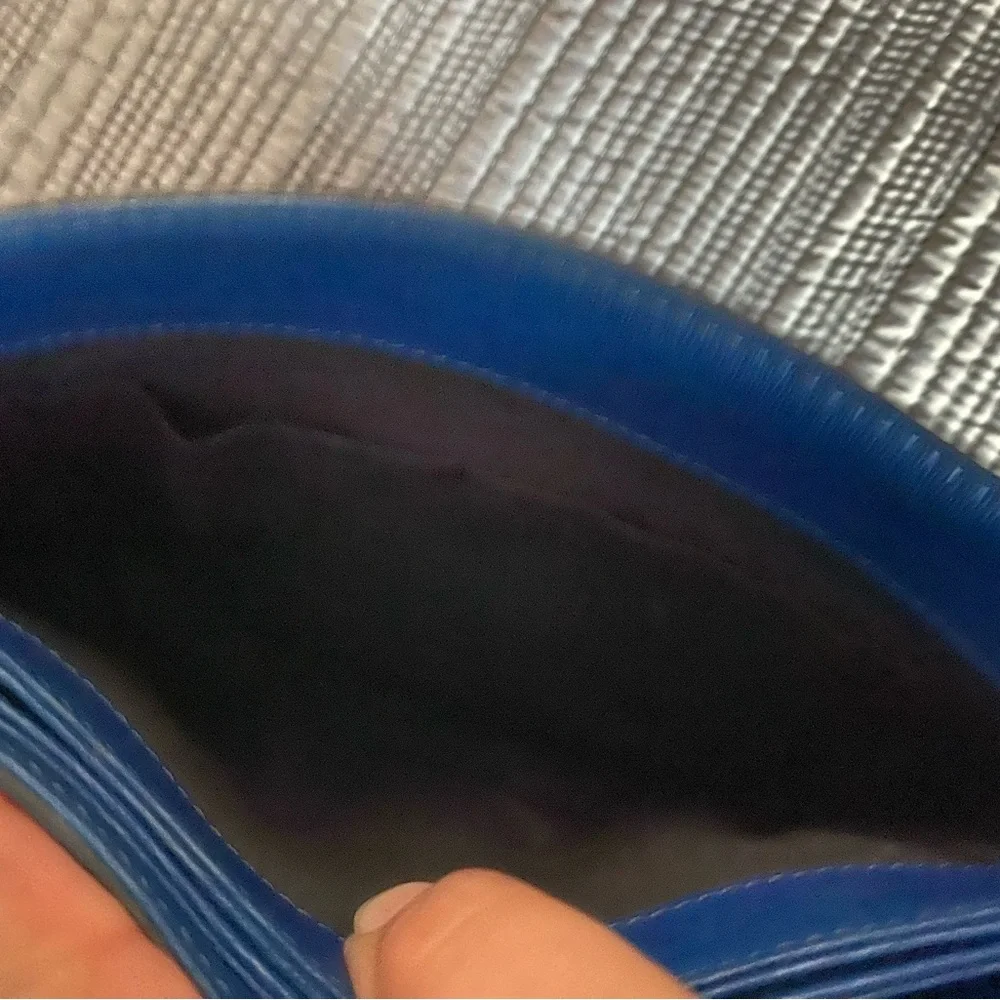 Daniela Fargion Genuine Leather Blue Handbag, Made in Italy - Picture 12 of 12